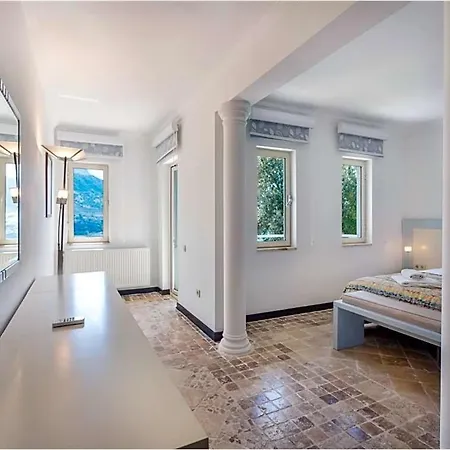 Sleeps 10 Pool Air Con Wifi Vilă *